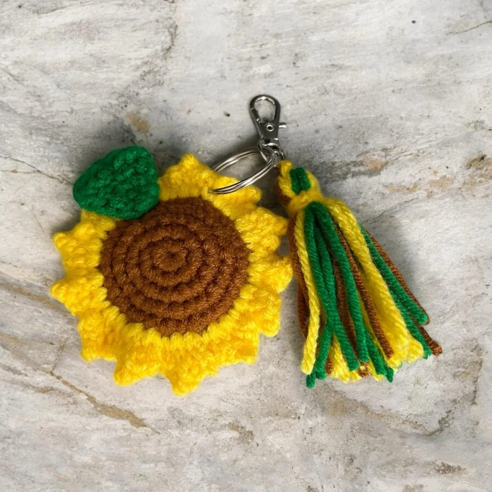 Sunflower Crochet Keychain - Picture 2 of 2